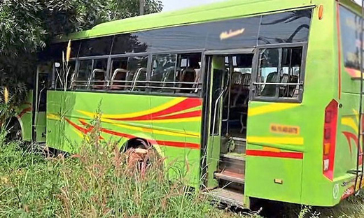 Accident averts